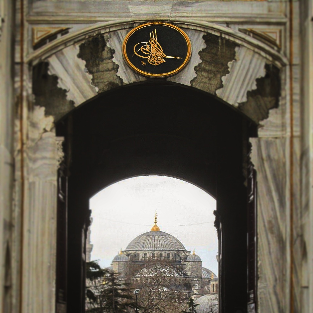 Dietro la porta
