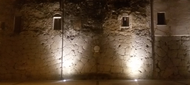 Due colpetti di dita