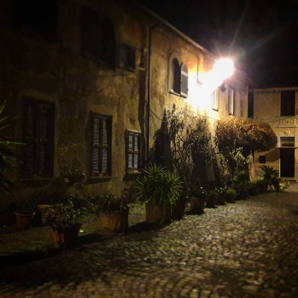 Di notti buie e strade&nbsp;sbagliate