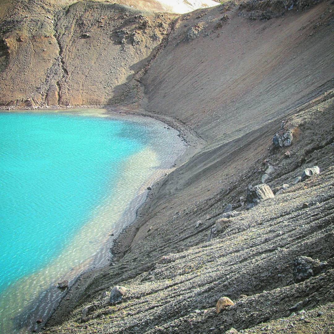 Acqua sulla Luna