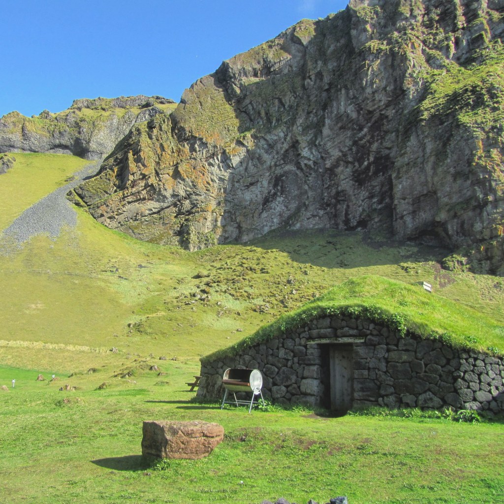 Io resto a casa ancora un po’