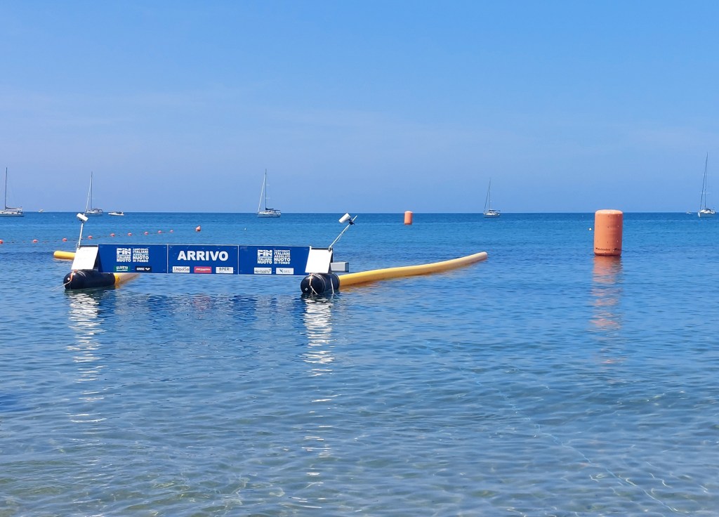 Di arrivi e autocelebrazioni